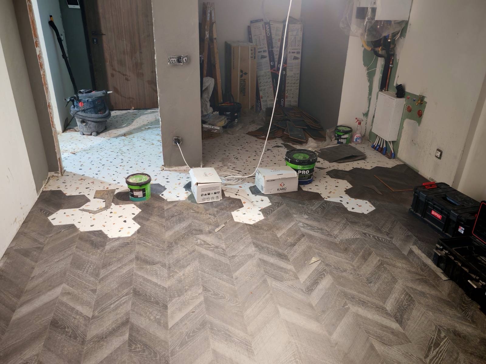 Монтаж на паркет